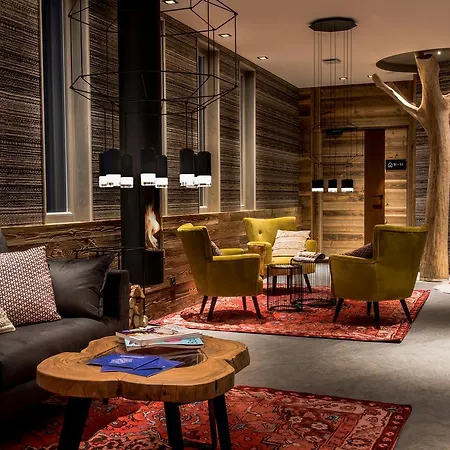 Montana Aparthotel 5*