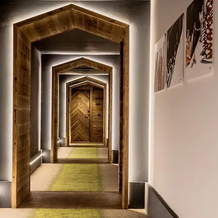 Montana 5* Val Thorens